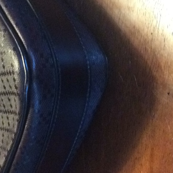 Gucci crossbody bag - Picture 6 of 7